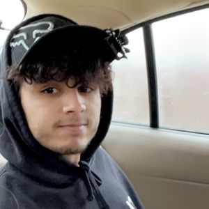 Meet your Posher, Daniel